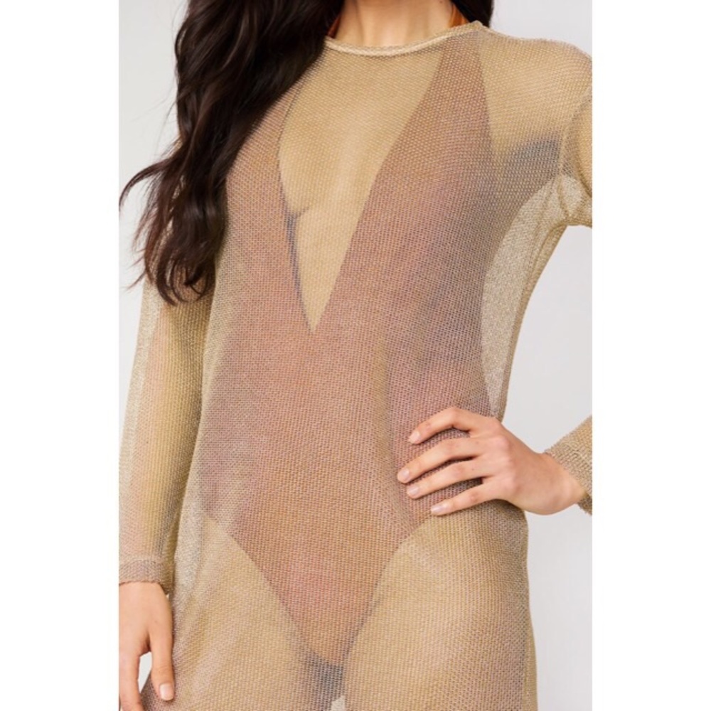 Metallic gold dress ⚡️